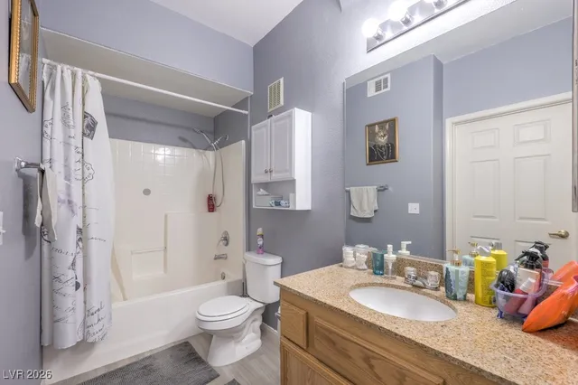 $289,000 | 10001 Peace Way, Unit 1252, Las Vegas, NV 89147