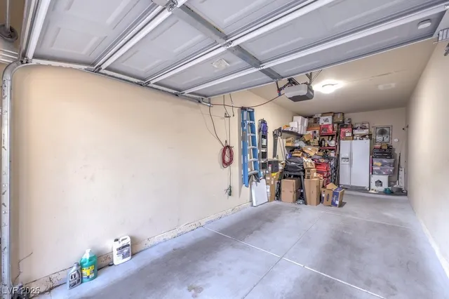 $289,000 | 10001 Peace Way, Unit 1252, Las Vegas, NV 89147