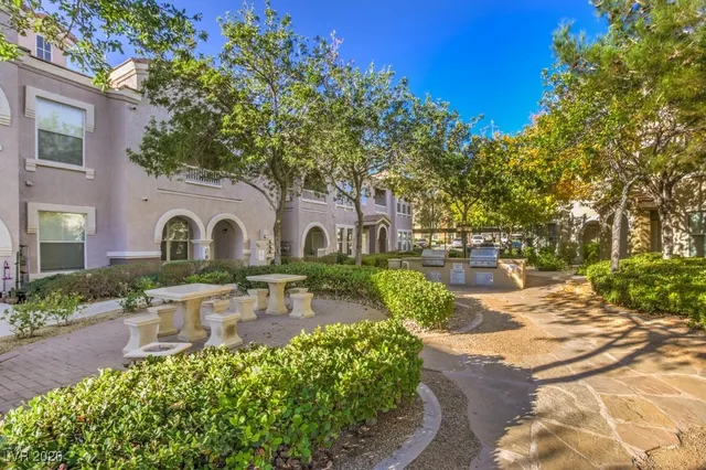 $289,000 | 10001 Peace Way, Unit 1252, Las Vegas, NV 89147