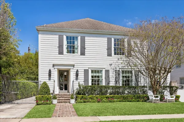 $1,735,000 | 2740 Werlein Avenue, West University Place, TX 77005