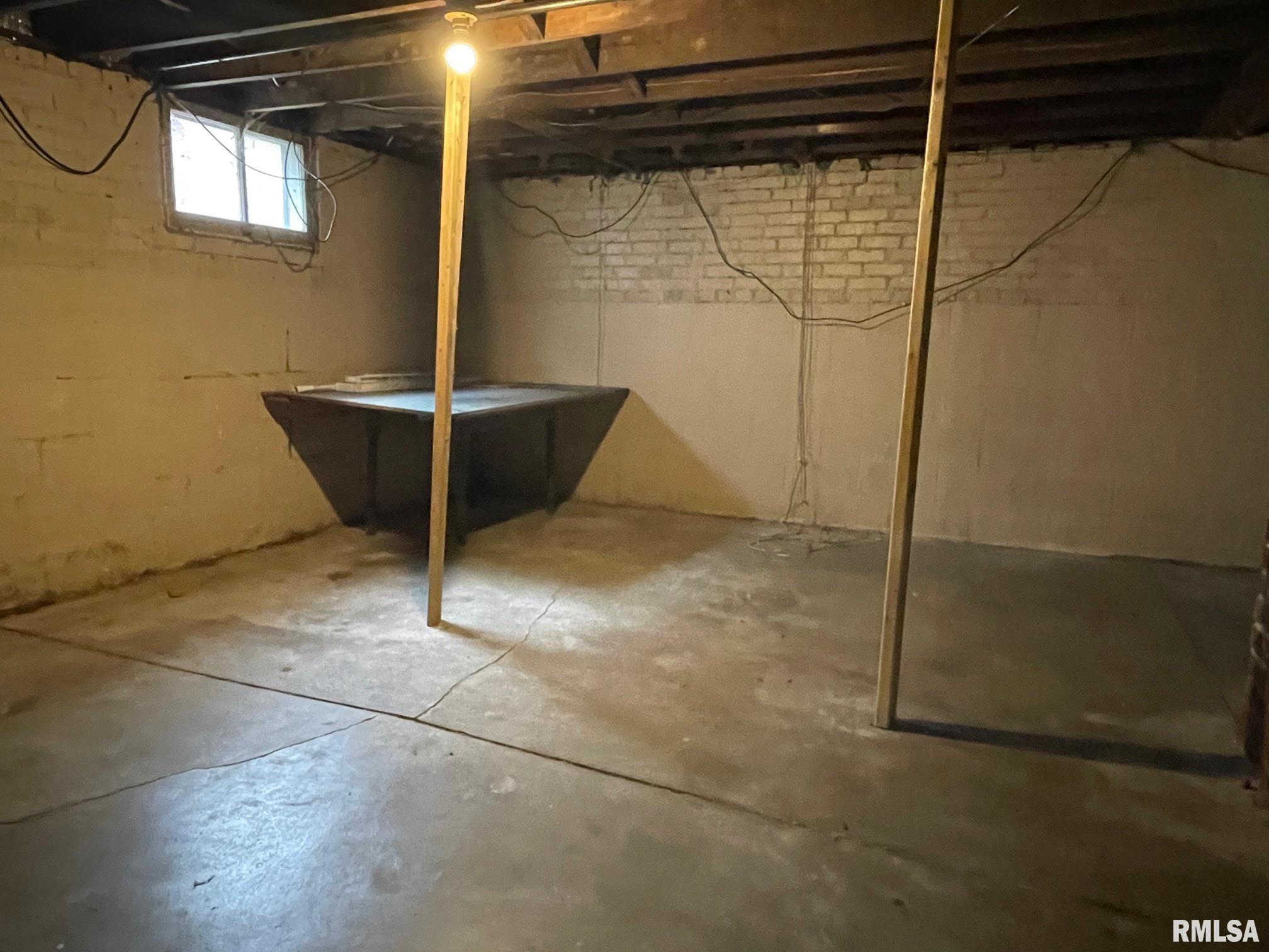 2129 South 10th Street Springfield, IL 62703 - Photo 6 of 22