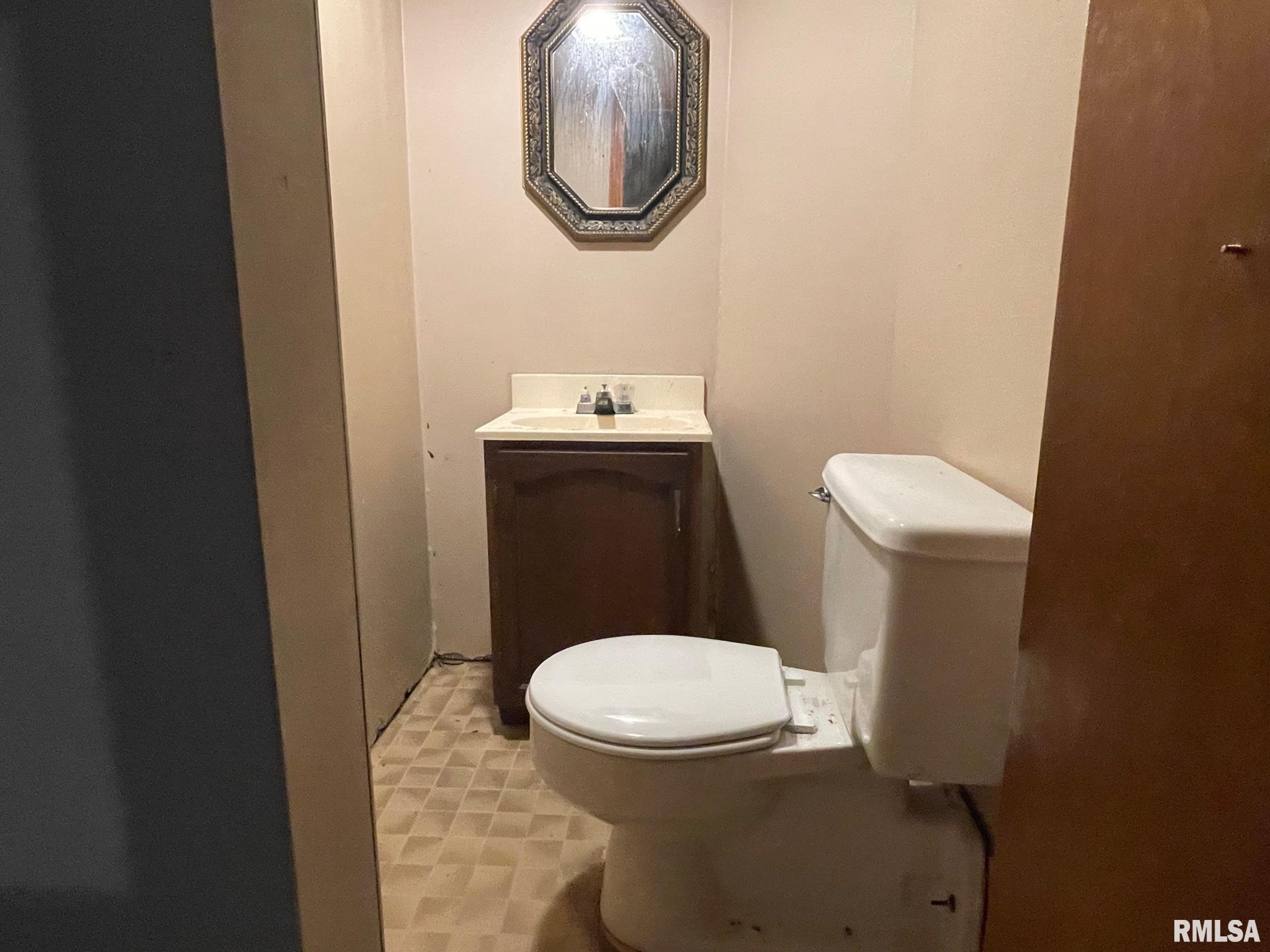 2129 South 10th Street Springfield, IL 62703 - Photo 7 of 22