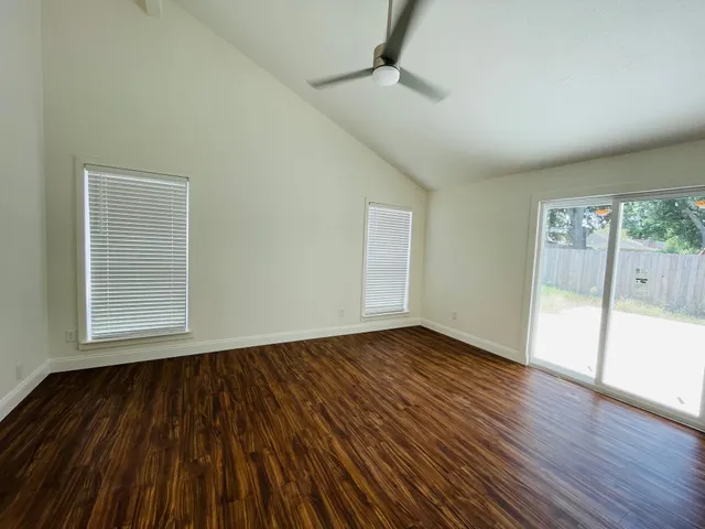 $2,100 | 2123 Echo Ridge, Sugar Land, TX 77478
