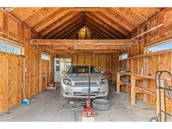 $649,900 | 77286 Joyce Way, Echo, OR 97826