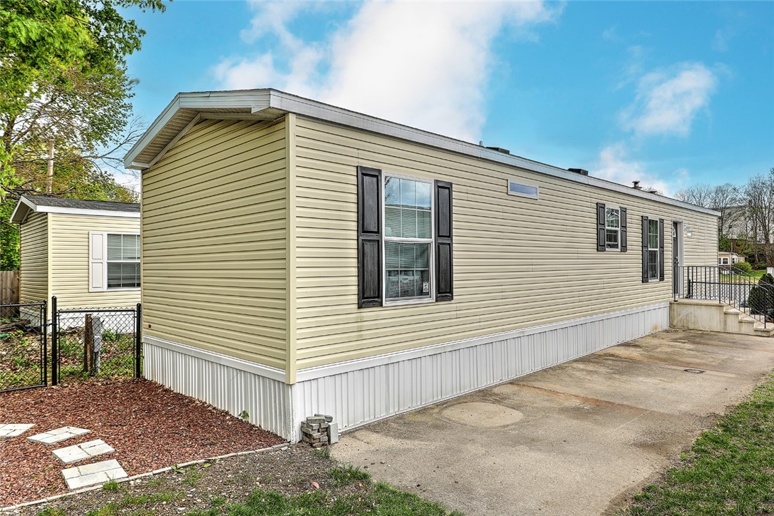 8 Stephanie Drive Pawtucket, RI 02860 - Photo 20 of 22