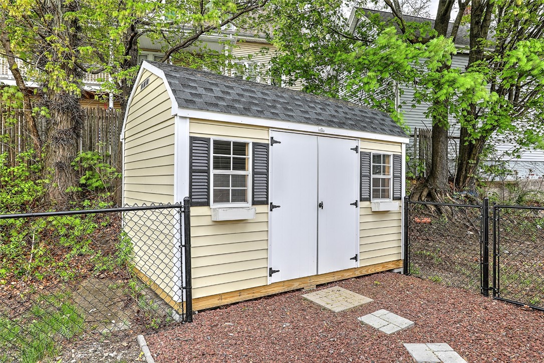 8 Stephanie Drive Pawtucket, RI 02860 - Photo 21 of 22