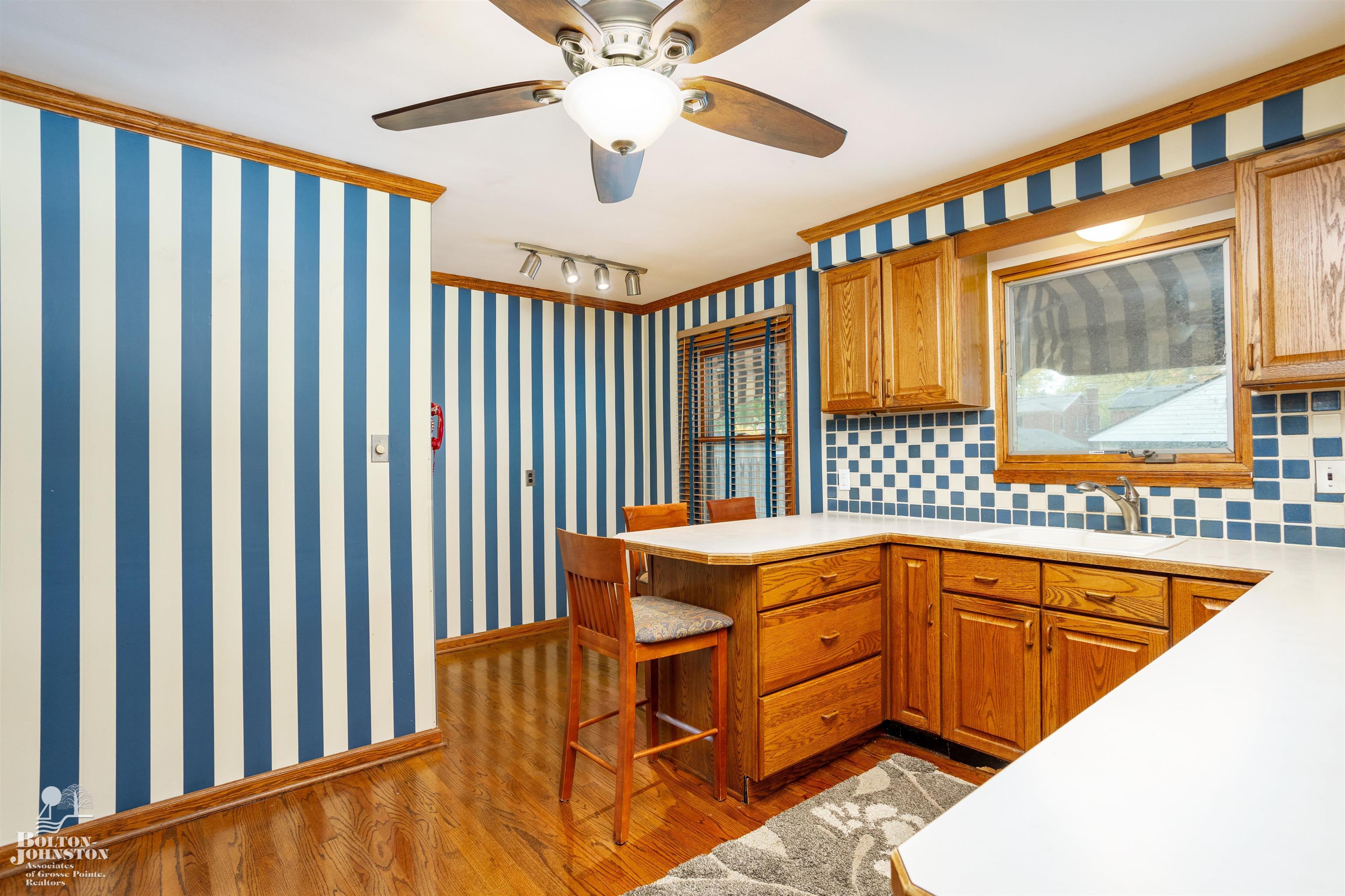 1977 Littlestone Road Grosse Pointe Woods, MI 48236 - Photo 11 of 34