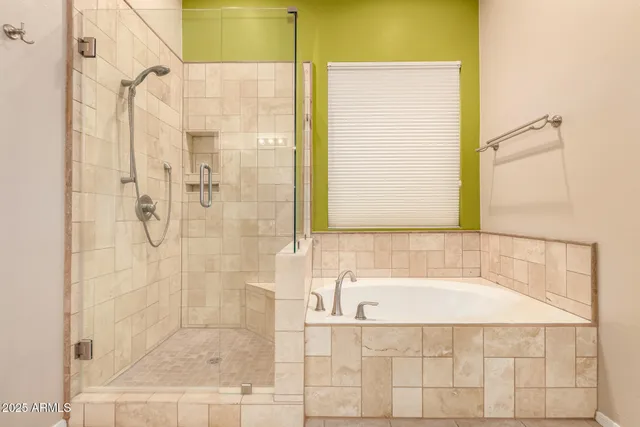 $560,000 | 4985 South Las Mananitas Trail, Gold Canyon, AZ 85118