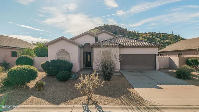 $560,000 | 4985 South Las Mananitas Trail, Gold Canyon, AZ 85118