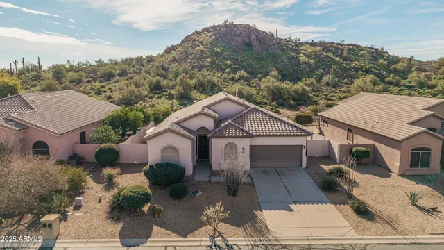 $560,000 | 4985 South Las Mananitas Trail, Gold Canyon, AZ 85118