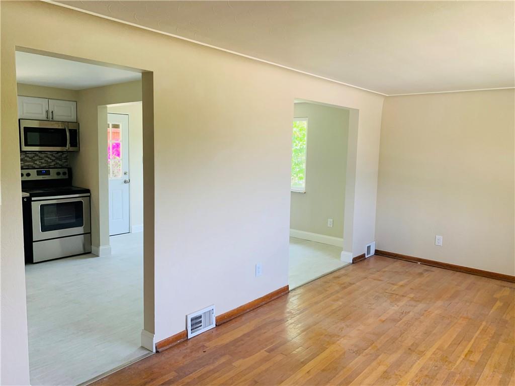 102 Rock Run Road Elizabeth, PA 15037 - Photo 11 of 24 Gallery Image 11
