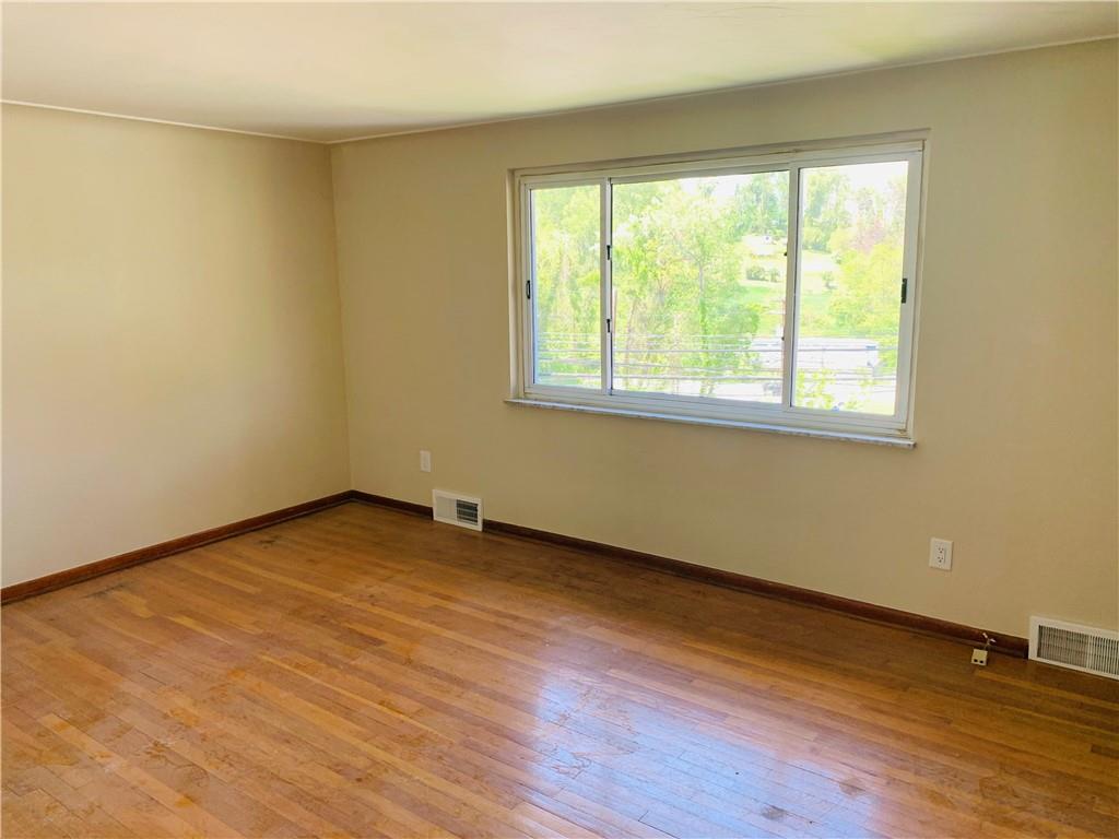 102 Rock Run Road Elizabeth, PA 15037 - Photo 6 of 24 Gallery Image 6
