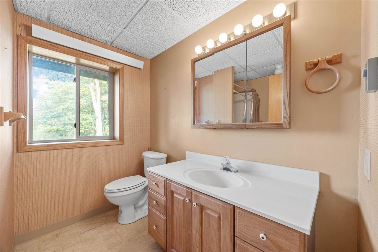 2307 Quincy Road Northeast Solon, IA 52333 - Photo 32 of 72 Gallery Image 32