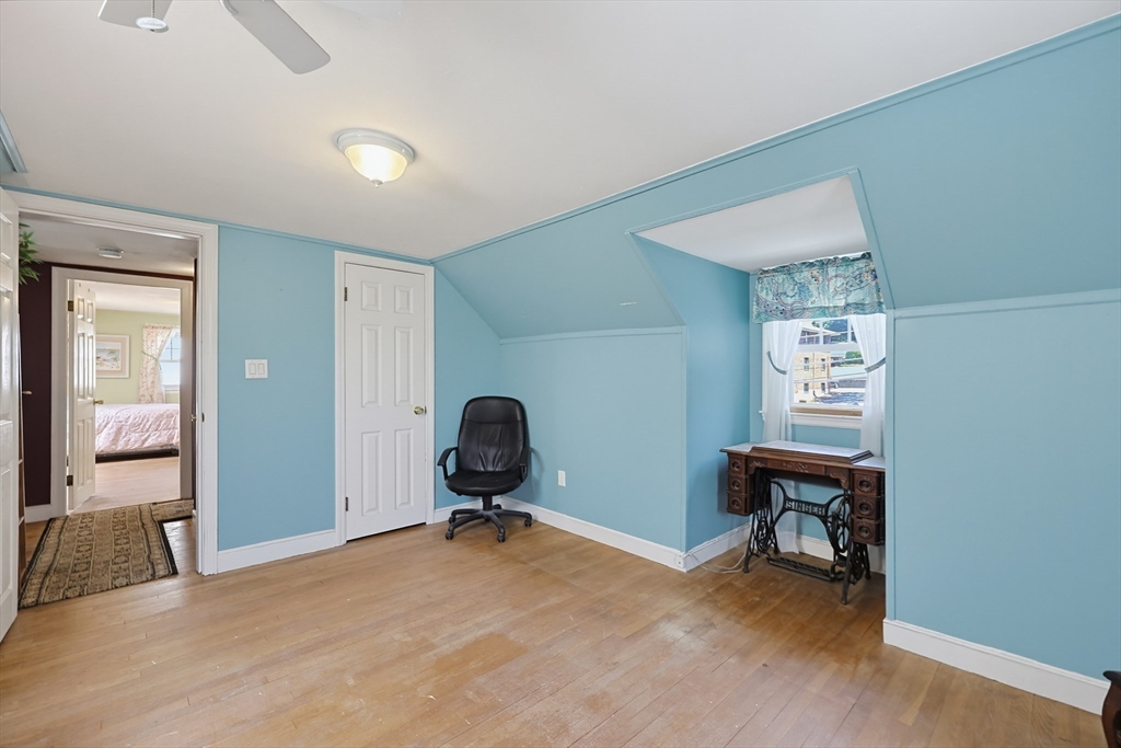 11 Bright Street Waltham, MA 02453 - Photo 25 of 34