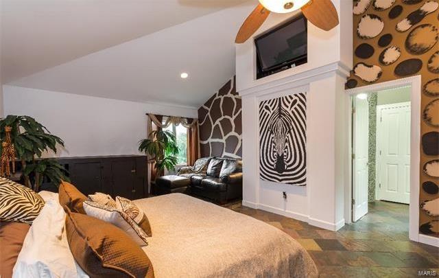 10326 Schuessler Road St. Louis, MO 63128 - Photo 18 of 48 Gallery Image 18