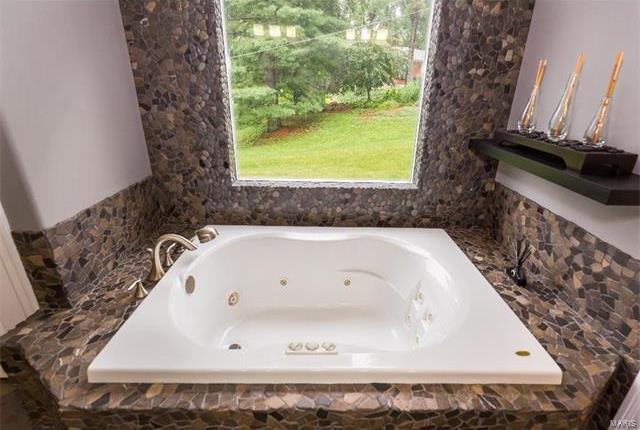 10326 Schuessler Road St. Louis, MO 63128 - Photo 48 of 48 Gallery Image 48