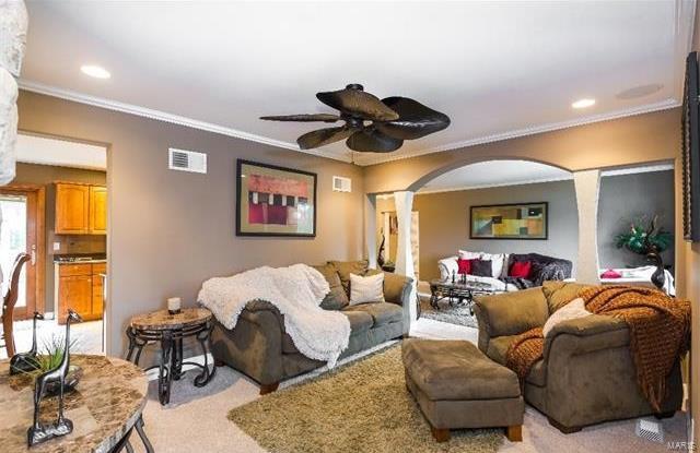 10326 Schuessler Road St. Louis, MO 63128 - Photo 7 of 48 Gallery Image 7