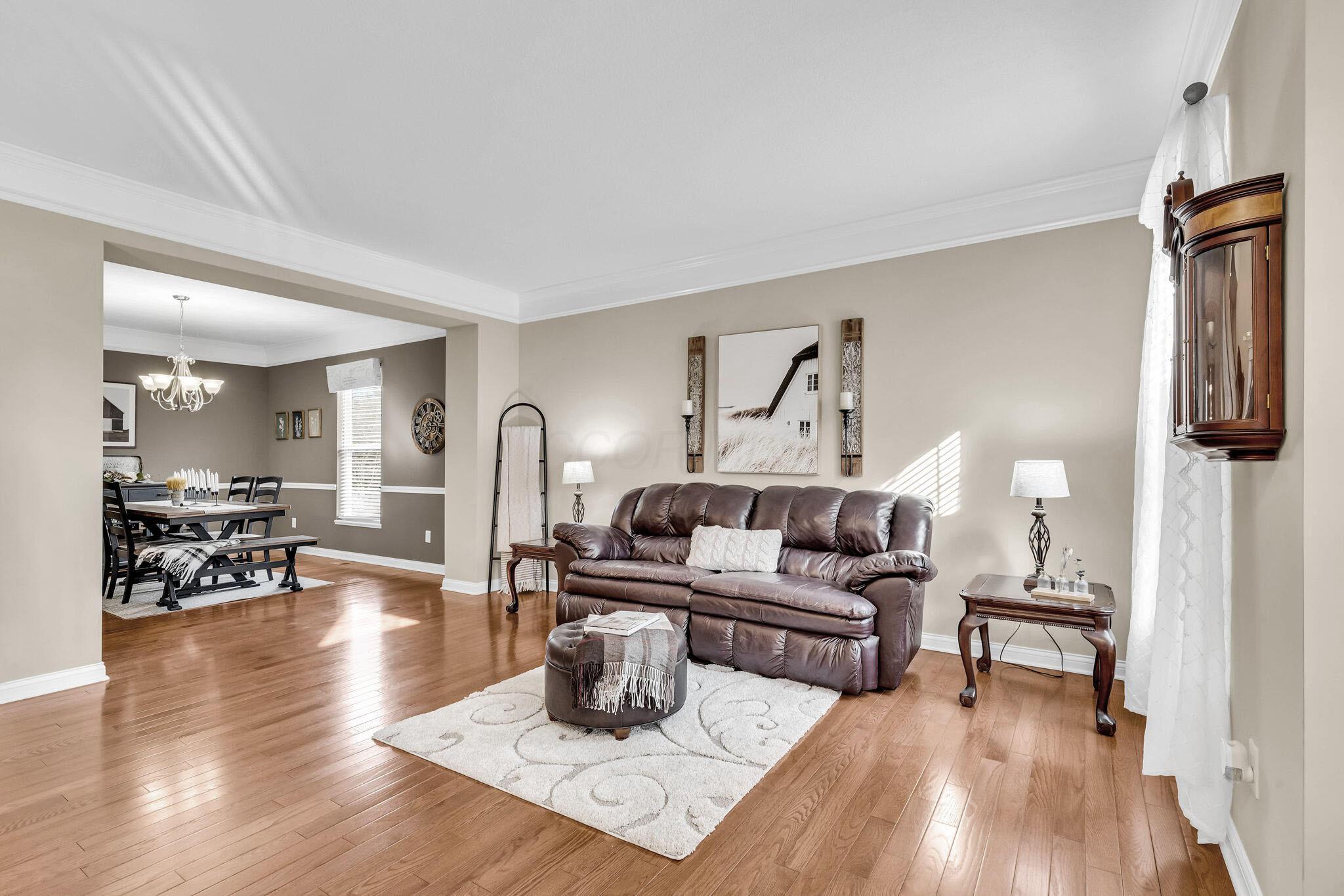 88 Mendolin Way Powell, OH 43065 - Photo 6 of 53 05-Living Room