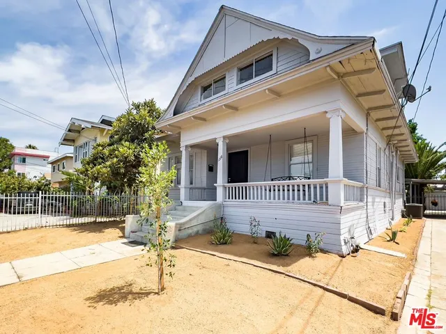$5,495 | 1228 Fedora Street, Los Angeles, CA 90006