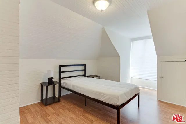 $5,495 | 1228 Fedora Street, Los Angeles, CA 90006