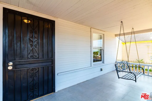 $5,495 | 1228 Fedora Street, Los Angeles, CA 90006