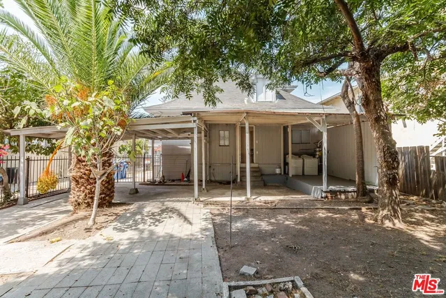 $5,495 | 1228 Fedora Street, Los Angeles, CA 90006