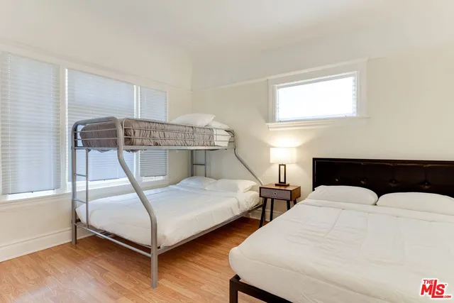 $5,495 | 1228 Fedora Street, Los Angeles, CA 90006