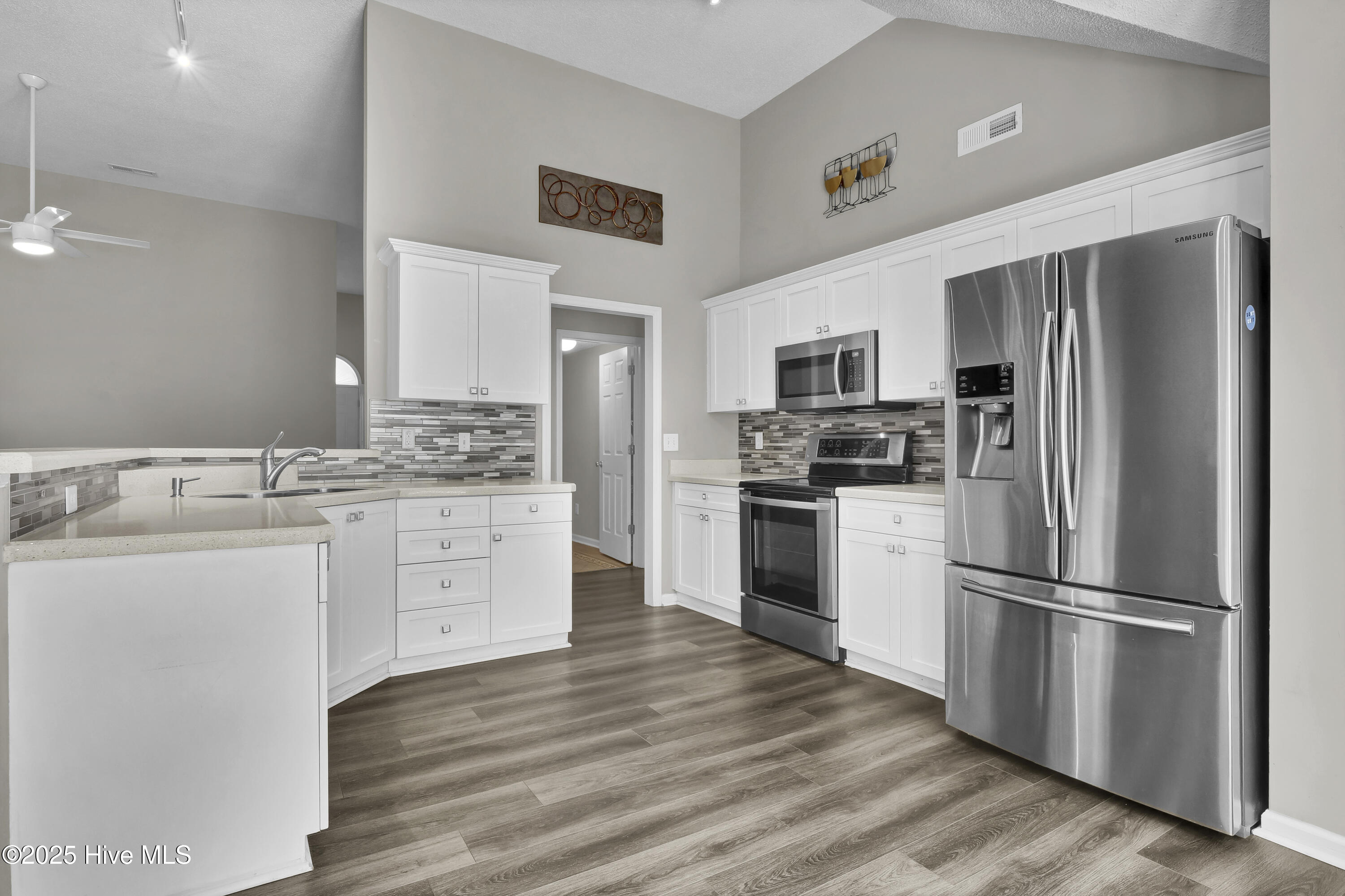 649 North Hampton Road Wilmington, NC 28409 - Photo 10 of 32 P1922926