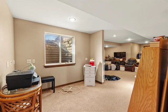 $425,000 | 1607 Northwest Pin Oak Court, Grain Valley, MO 64029