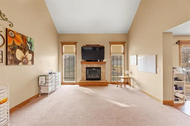 $425,000 | 1607 Northwest Pin Oak Court, Grain Valley, MO 64029