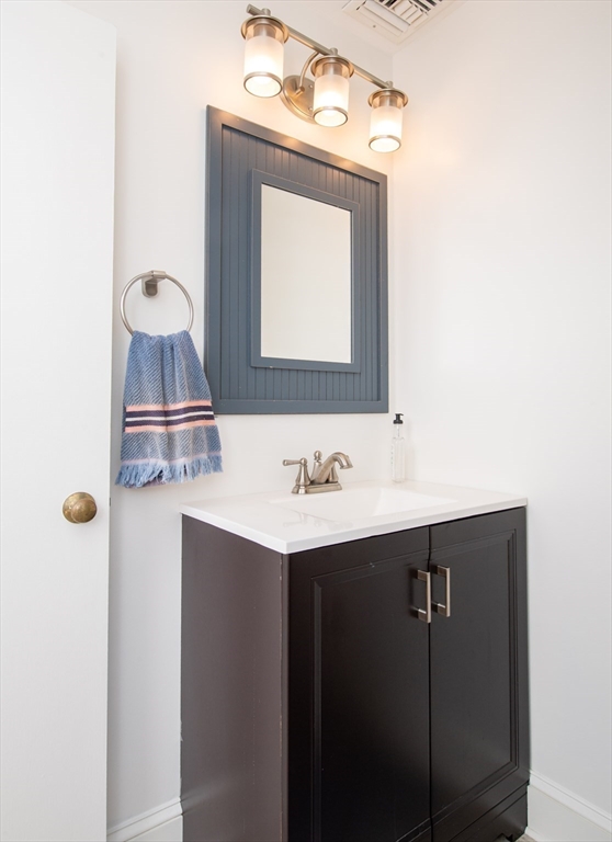 70 Chestnut Street Fairhaven, MA 02719 - Photo 17 of 35