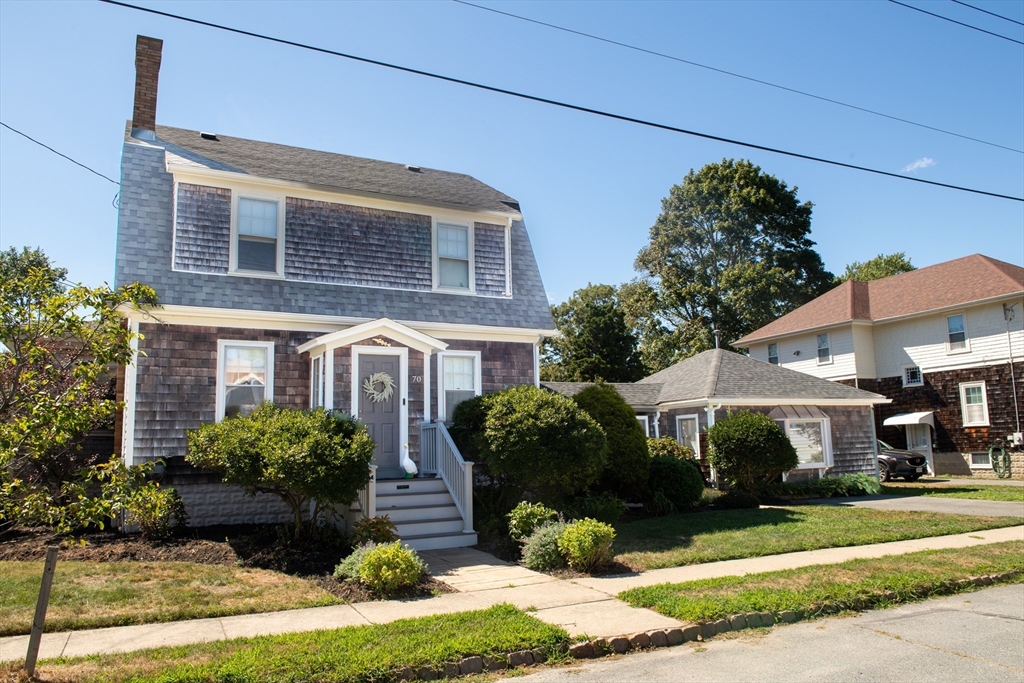 70 Chestnut Street Fairhaven, MA 02719 - Photo 2 of 35