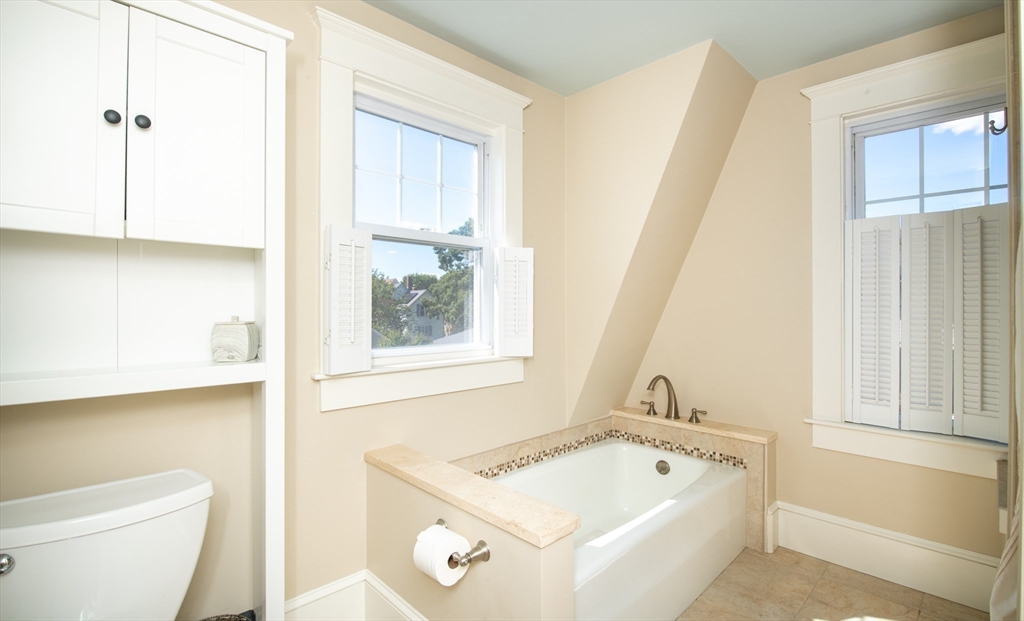 70 Chestnut Street Fairhaven, MA 02719 - Photo 21 of 35