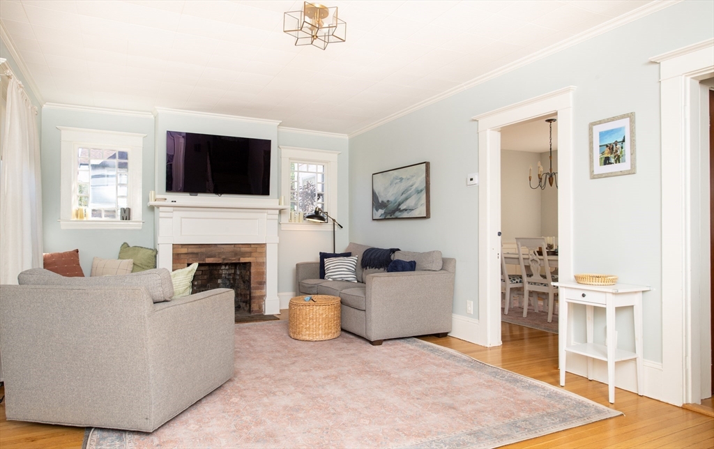 70 Chestnut Street Fairhaven, MA 02719 - Photo 7 of 35