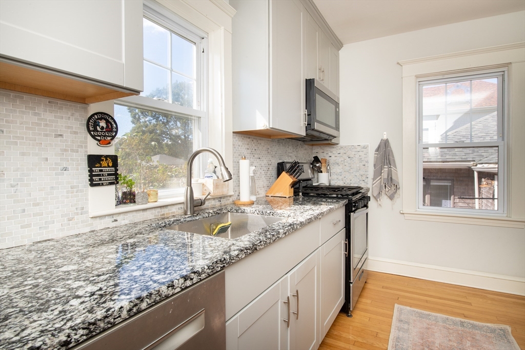 70 Chestnut Street Fairhaven, MA 02719 - Photo 9 of 35