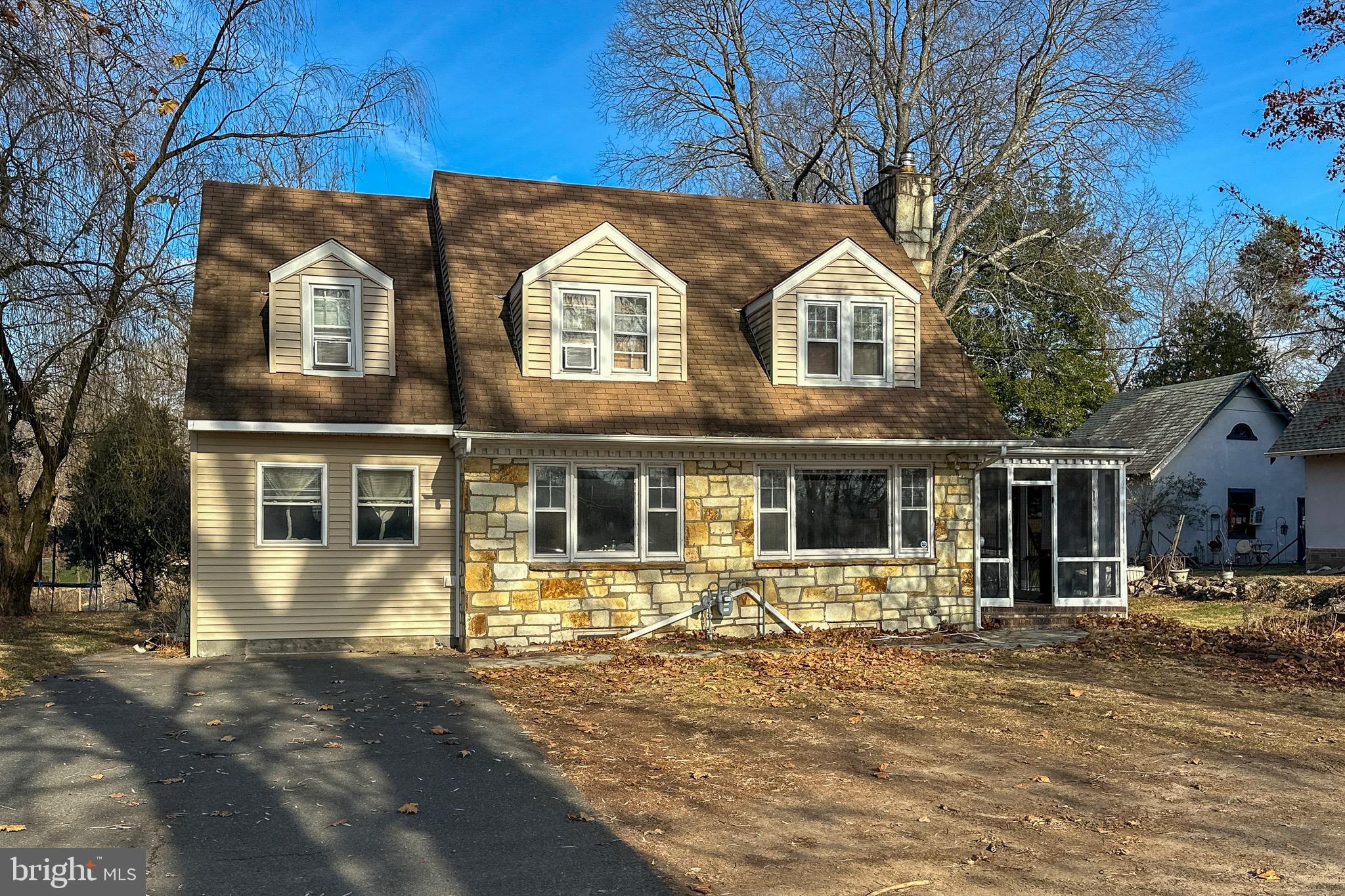 726 River Road Ewing, NJ 08628 - Photo 1 of 30