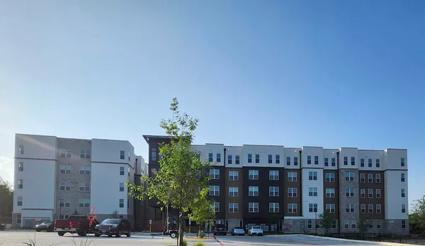 $1,319 | 1000 East Yager Lane, Austin, TX 78753