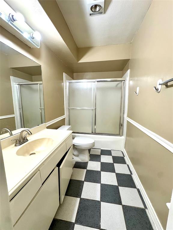 13357 Kit Lane Dallas, TX 75240 - Photo 16 of 21