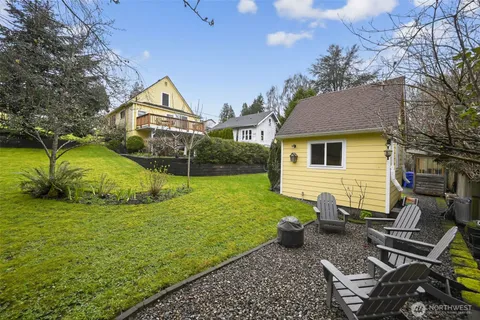 $649,950 | 3931 Friday Avenue, Everett, WA 98201