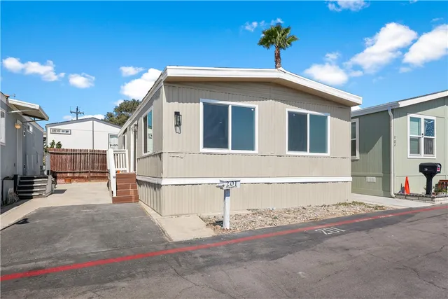 $149,900 | 23701 Western, Torrance, CA 90501