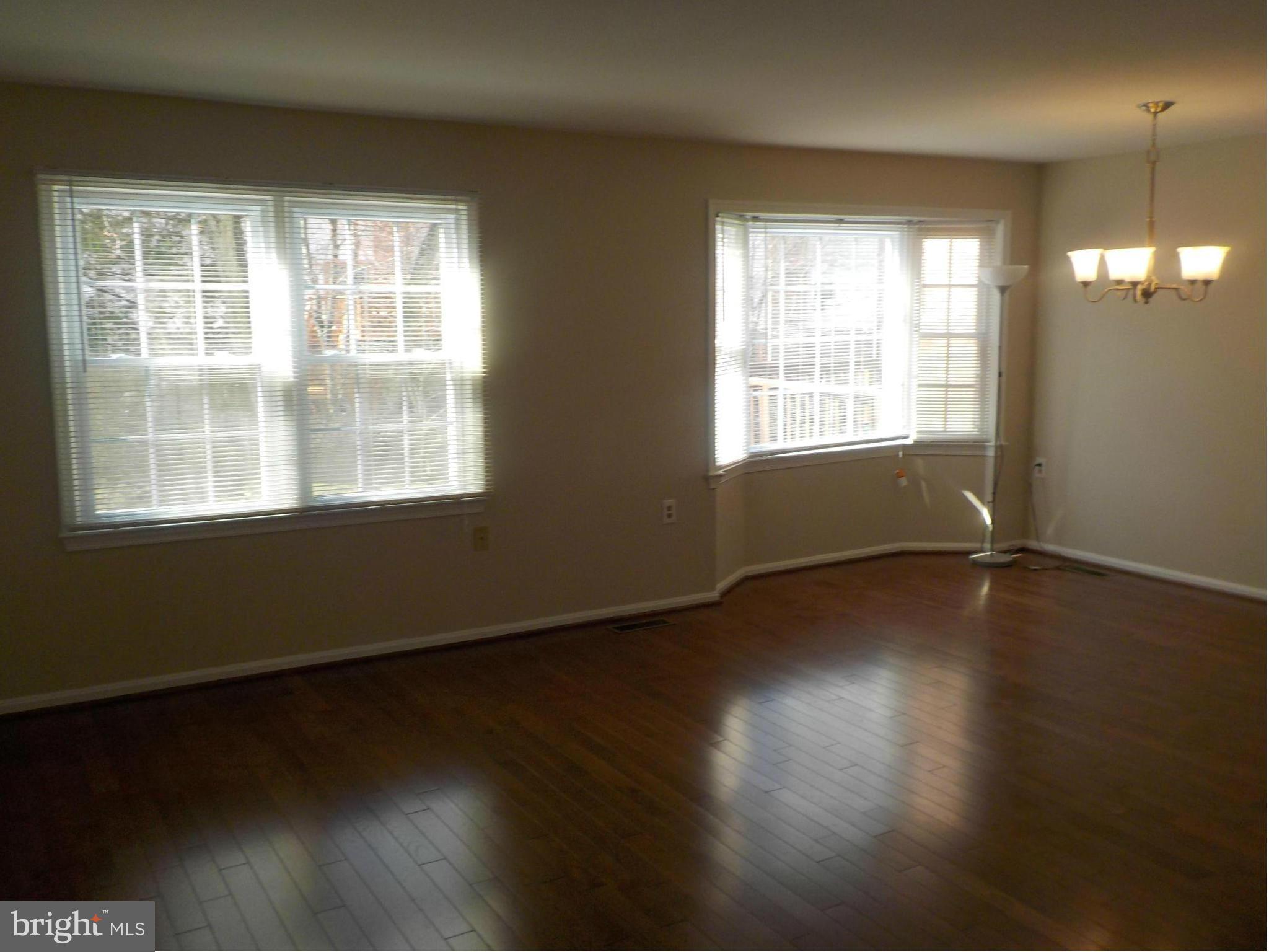 3031 Seminole Road Woodbridge, VA 22192 - Photo 4 of 15 Interior (General)