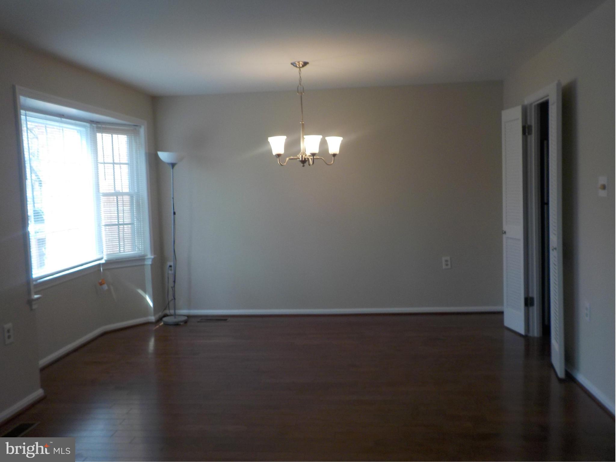 3031 Seminole Road Woodbridge, VA 22192 - Photo 5 of 15 Interior (General)