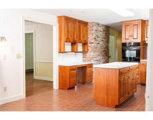 2 North Hillside Road Deerfield, MA 01373 - Photo 7 of 40 Gallery Image 7