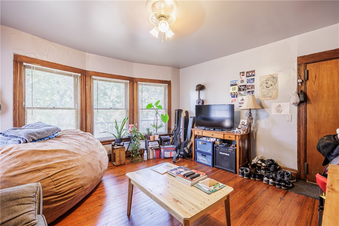 23 Benton Street Rochester, NY 14620 - Photo 18 of 27