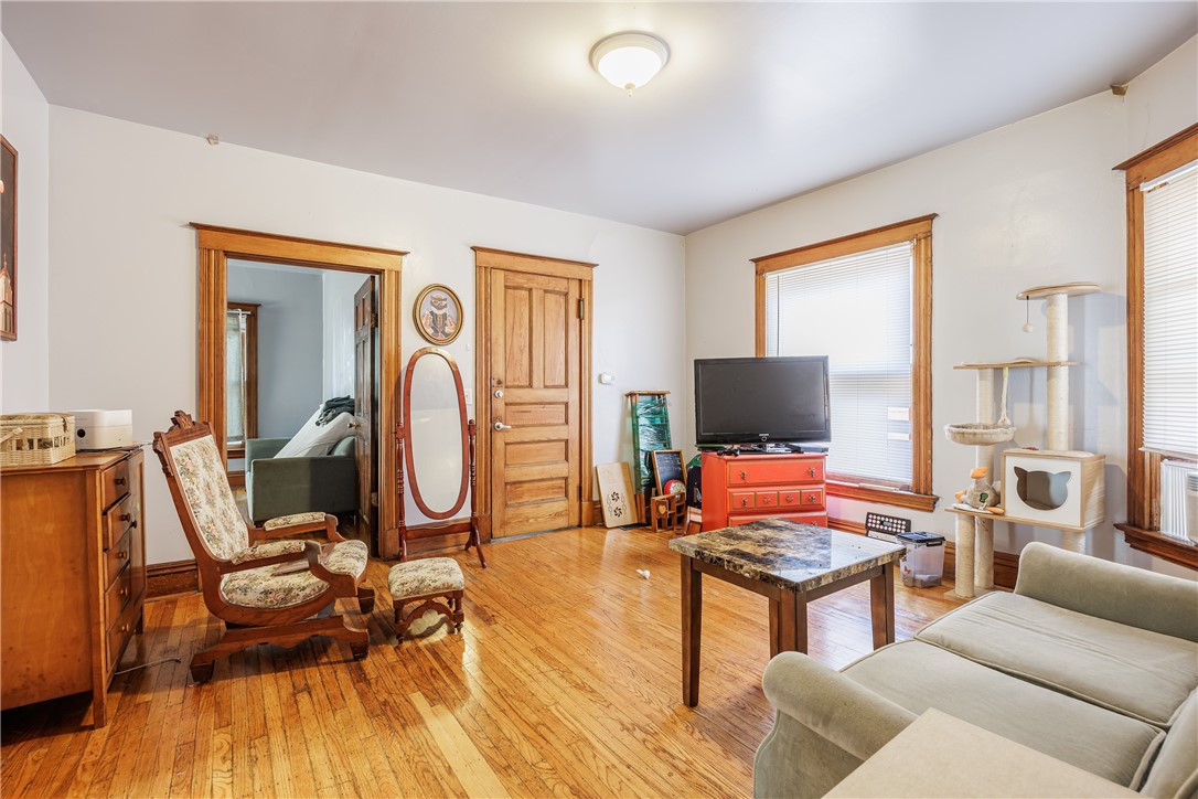 23 Benton Street Rochester, NY 14620 - Photo 2 of 27