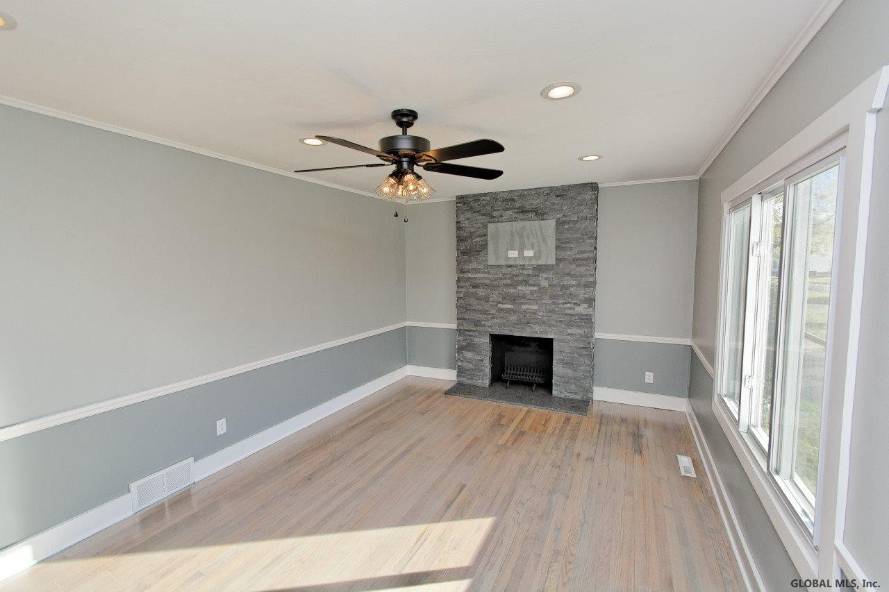1708 Caldicott Road Rotterdam, NY 12303 - Photo 3 of 24 Photo 3