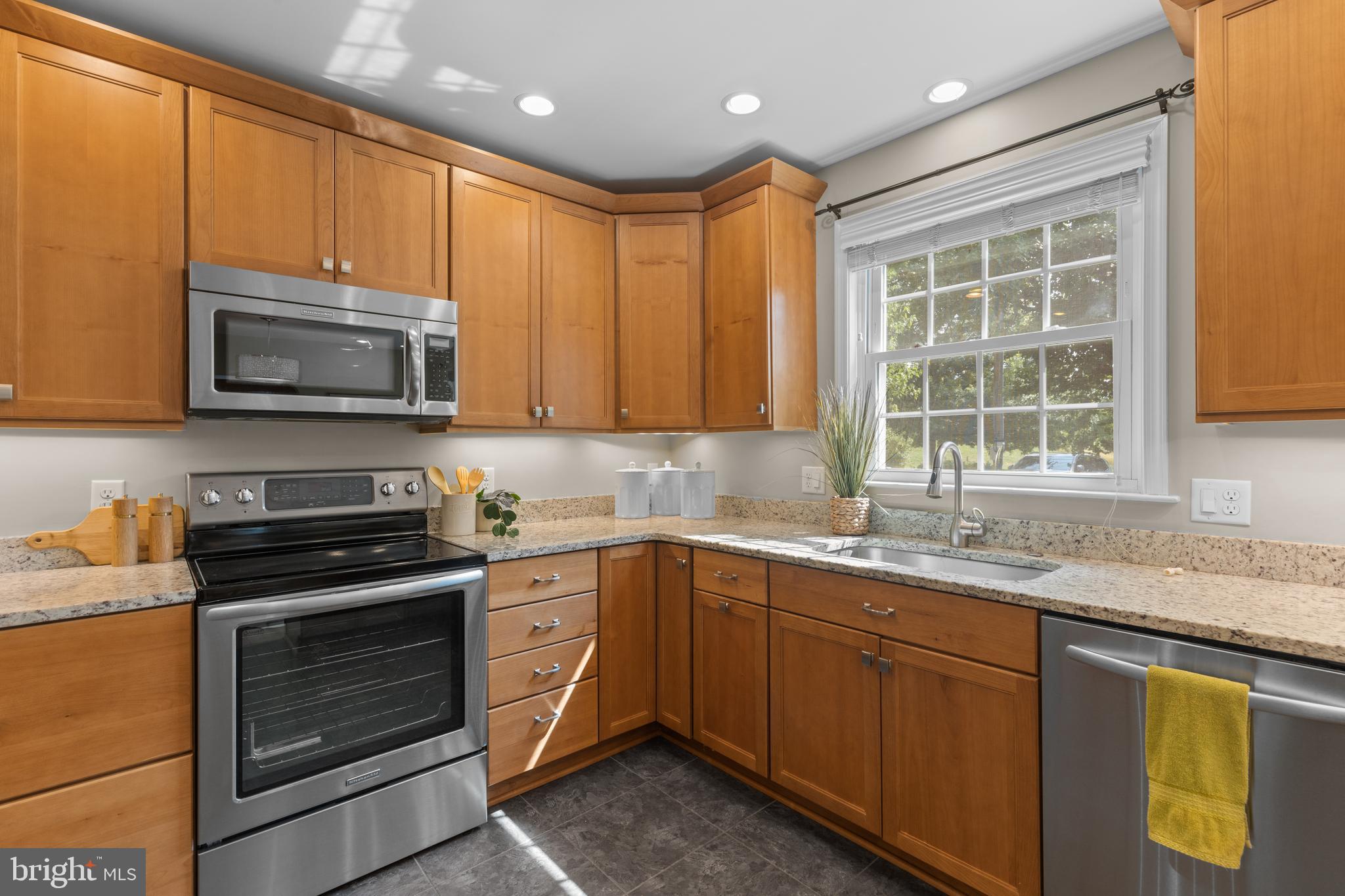 6693 Old Waterloo Road Elkridge, MD 21075 - Photo 15 of 41