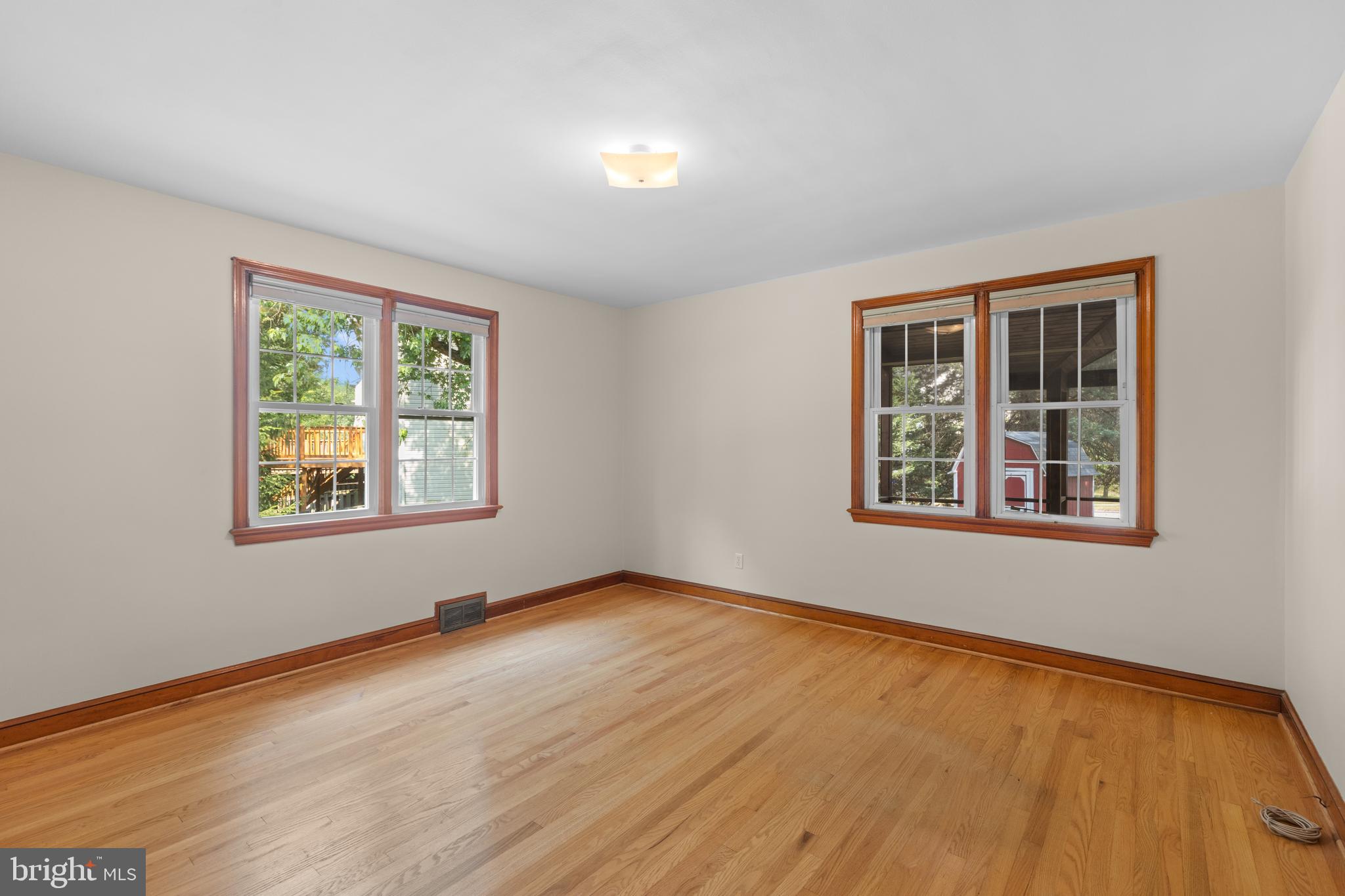 6693 Old Waterloo Road Elkridge, MD 21075 - Photo 22 of 41