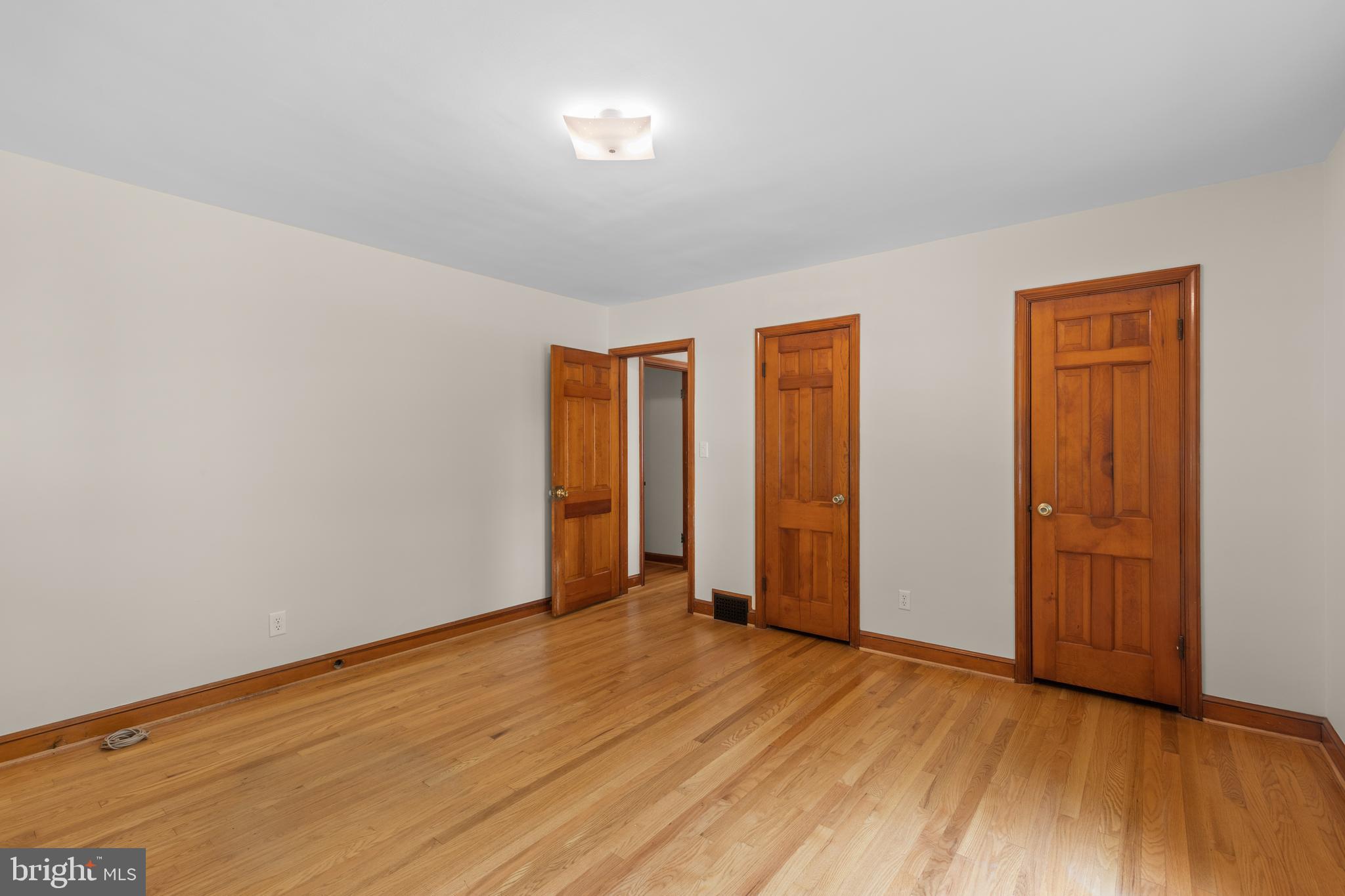 6693 Old Waterloo Road Elkridge, MD 21075 - Photo 23 of 41