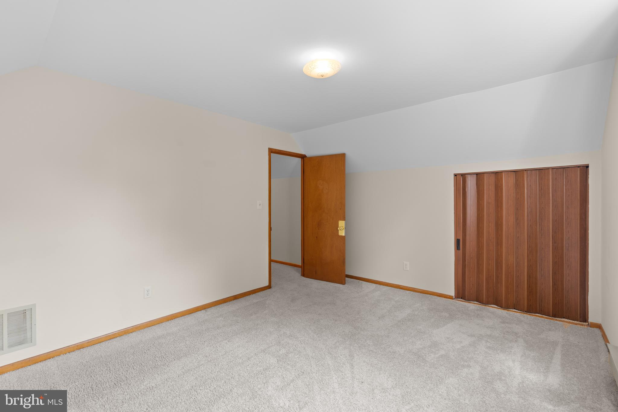 6693 Old Waterloo Road Elkridge, MD 21075 - Photo 27 of 41